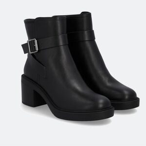 NWT Mia | Black Leather Ankle Boots